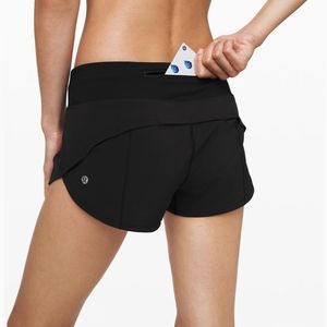 Lululemon Speed Up Short 2.5" (size 6)